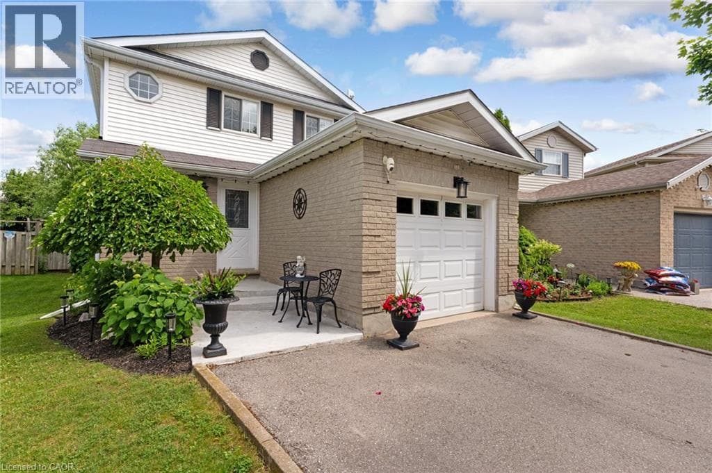 351 N NORTHVIEW HEIGHTS Place — photo 1