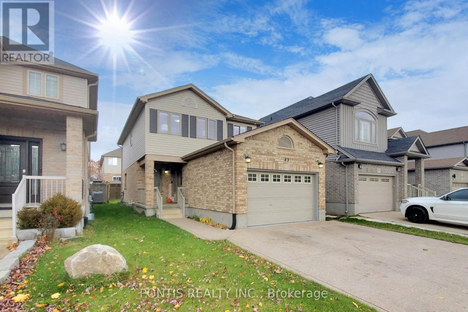 83 HINRICHS CRESCENT — photo 3