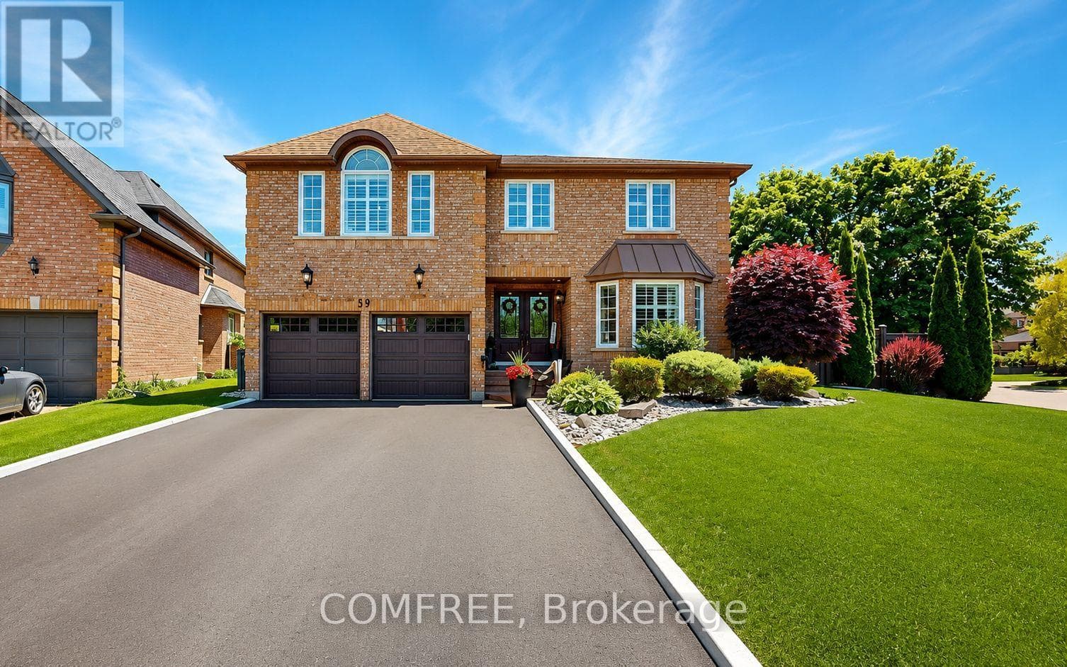 39 FALCON COURT — photo 1