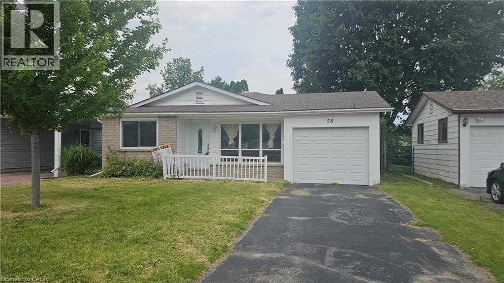 58 BELWOOD Crescent — photo 1