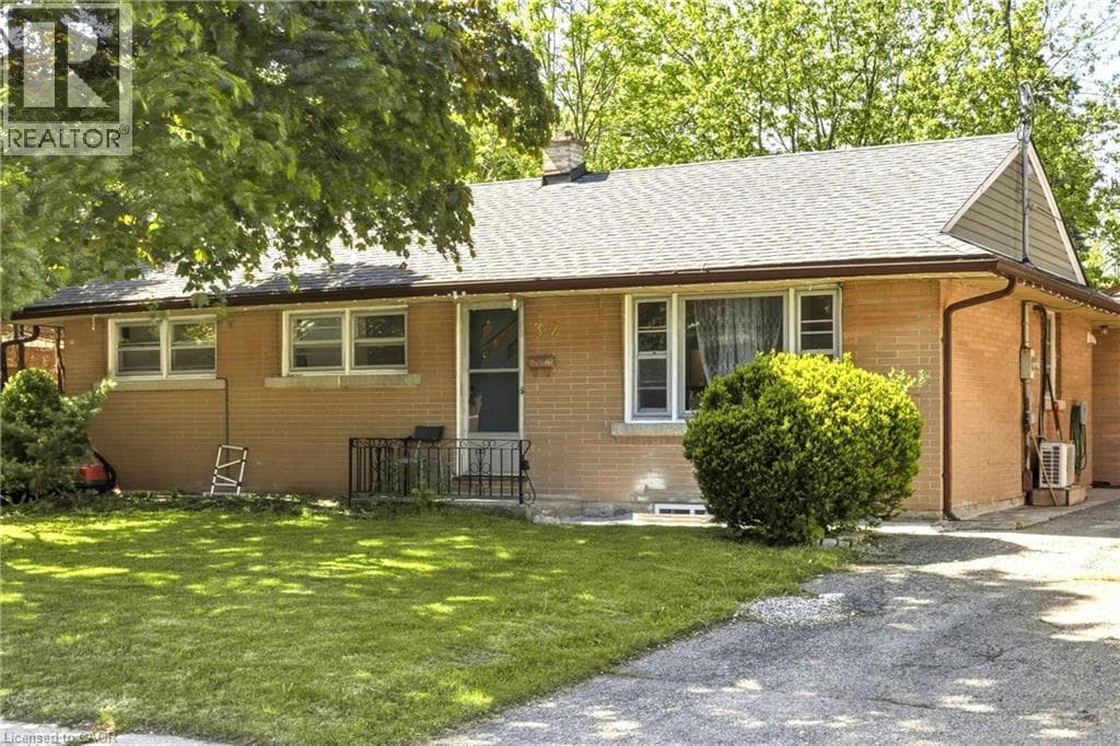 32 CLOSE Avenue — photo 2