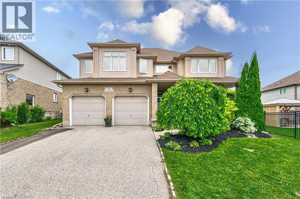 21 WEST TREE Drive — photo 1