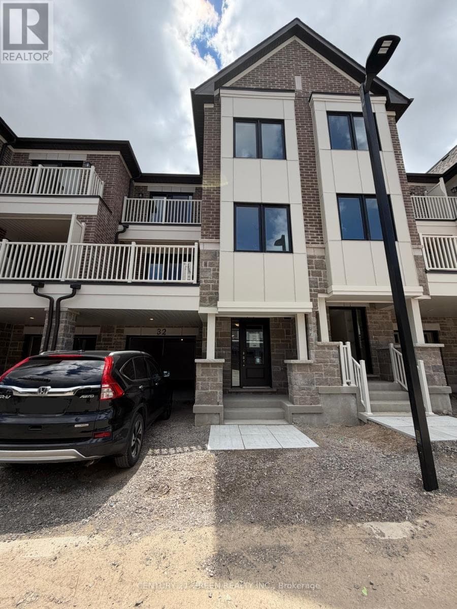 32 CANYON DRIVE — photo 1
