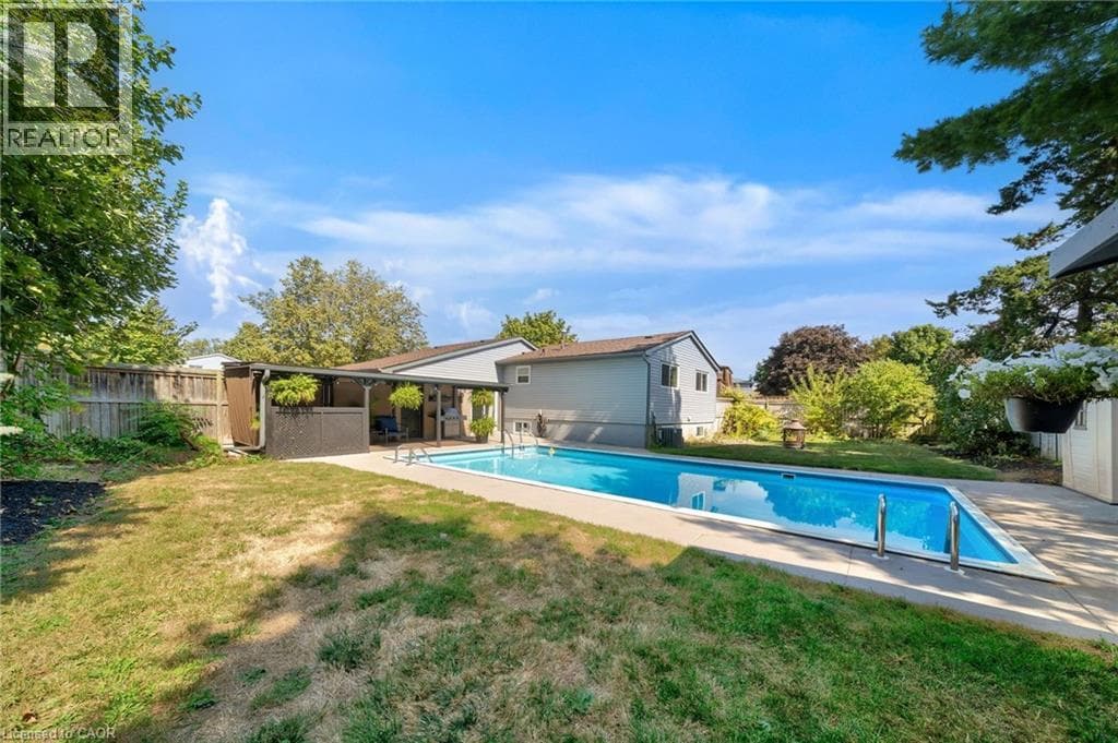 23 BISMARK Drive — photo 3
