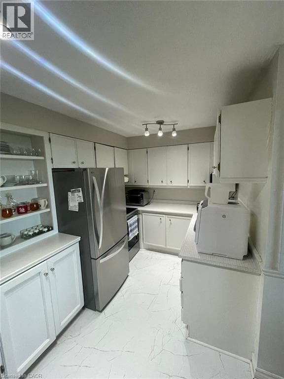 225 HARVARD Place Unit# 1505 — photo 1