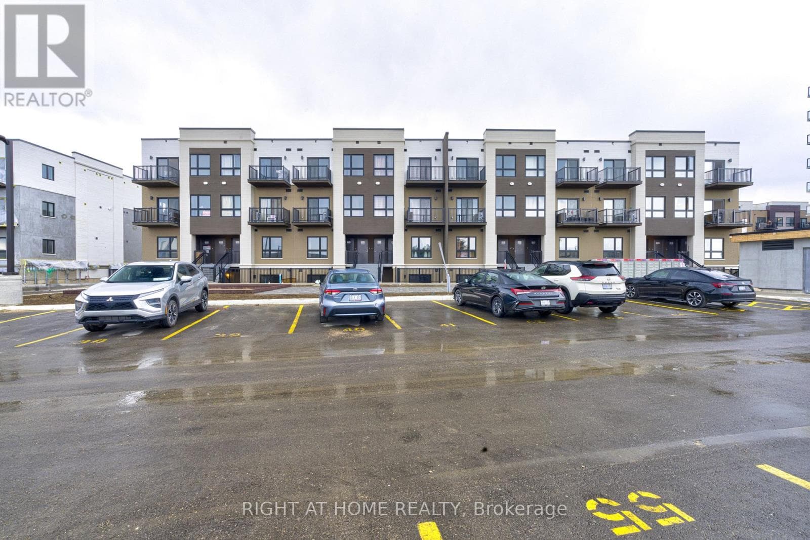 373(Q23) - 25 PALACE STREET — photo 1