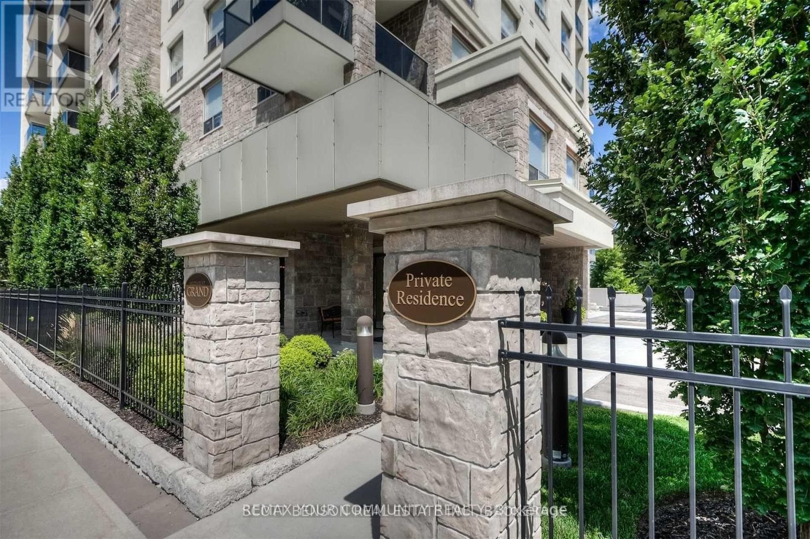 106 - 223 ERB STREET W — photo 1