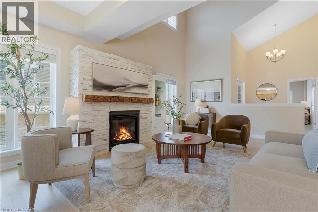 227 CHESTNUT HILL Crescent — photo 2