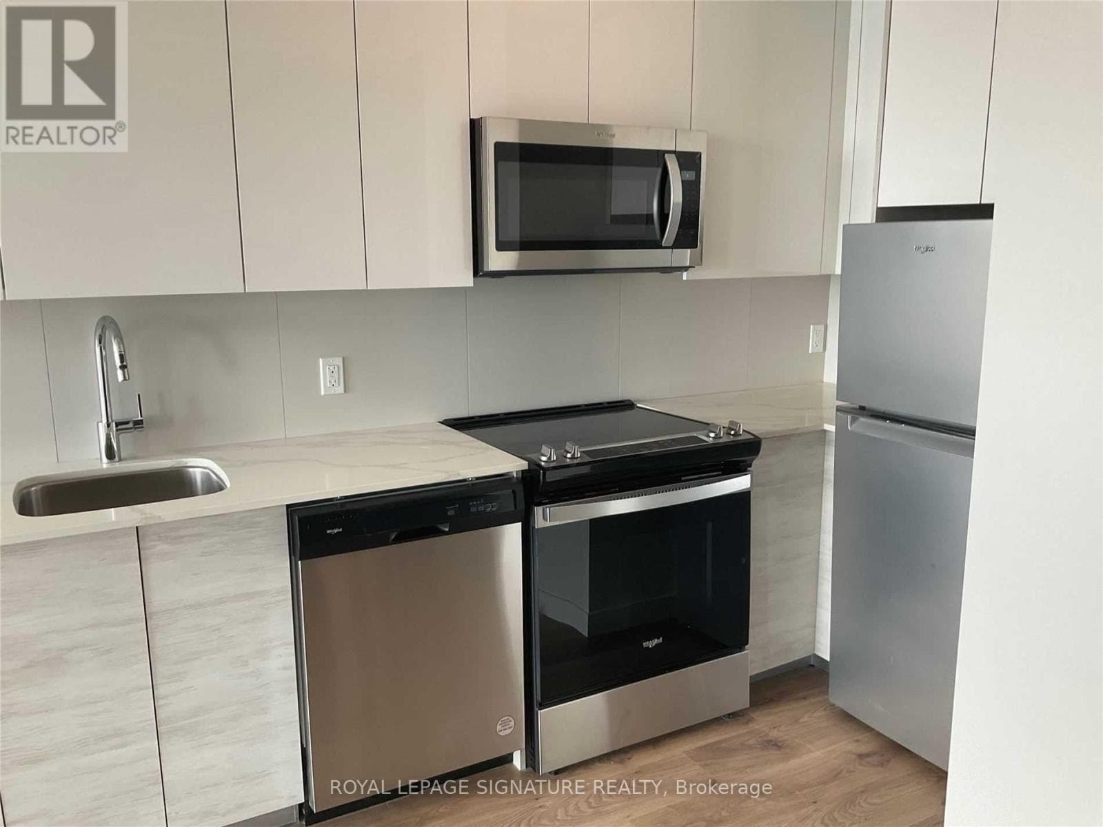 2811 - 60 FREDERICK STREET — photo 2