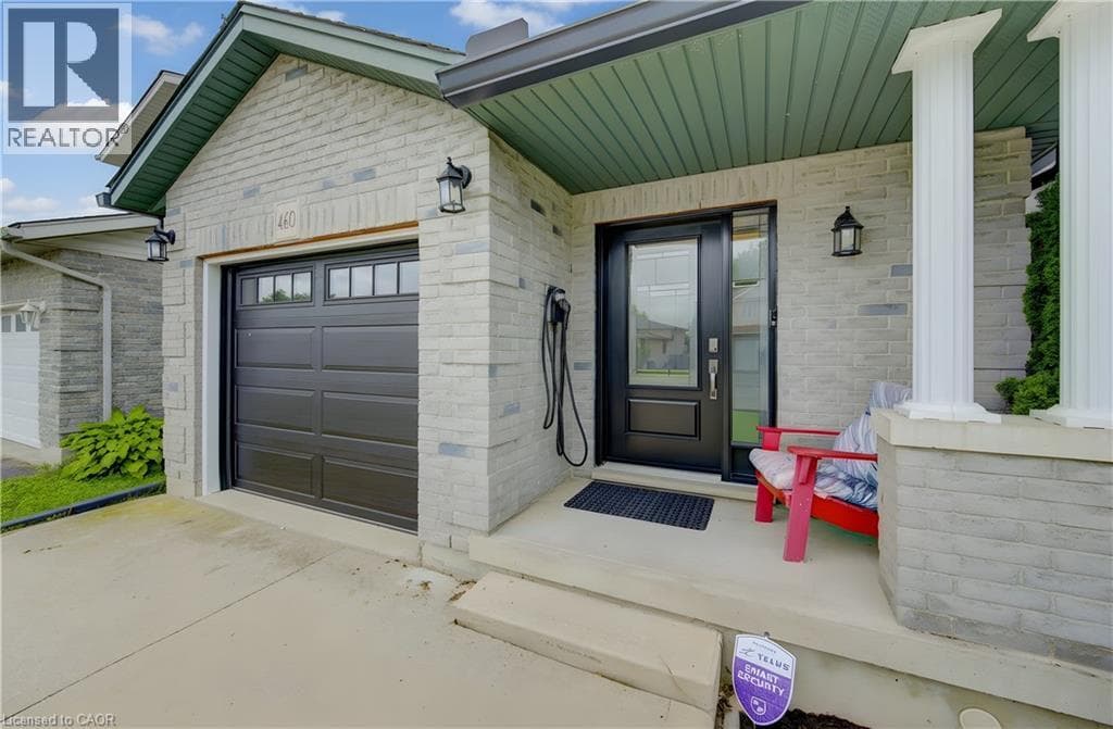 460 LANGLAW Drive — photo 2