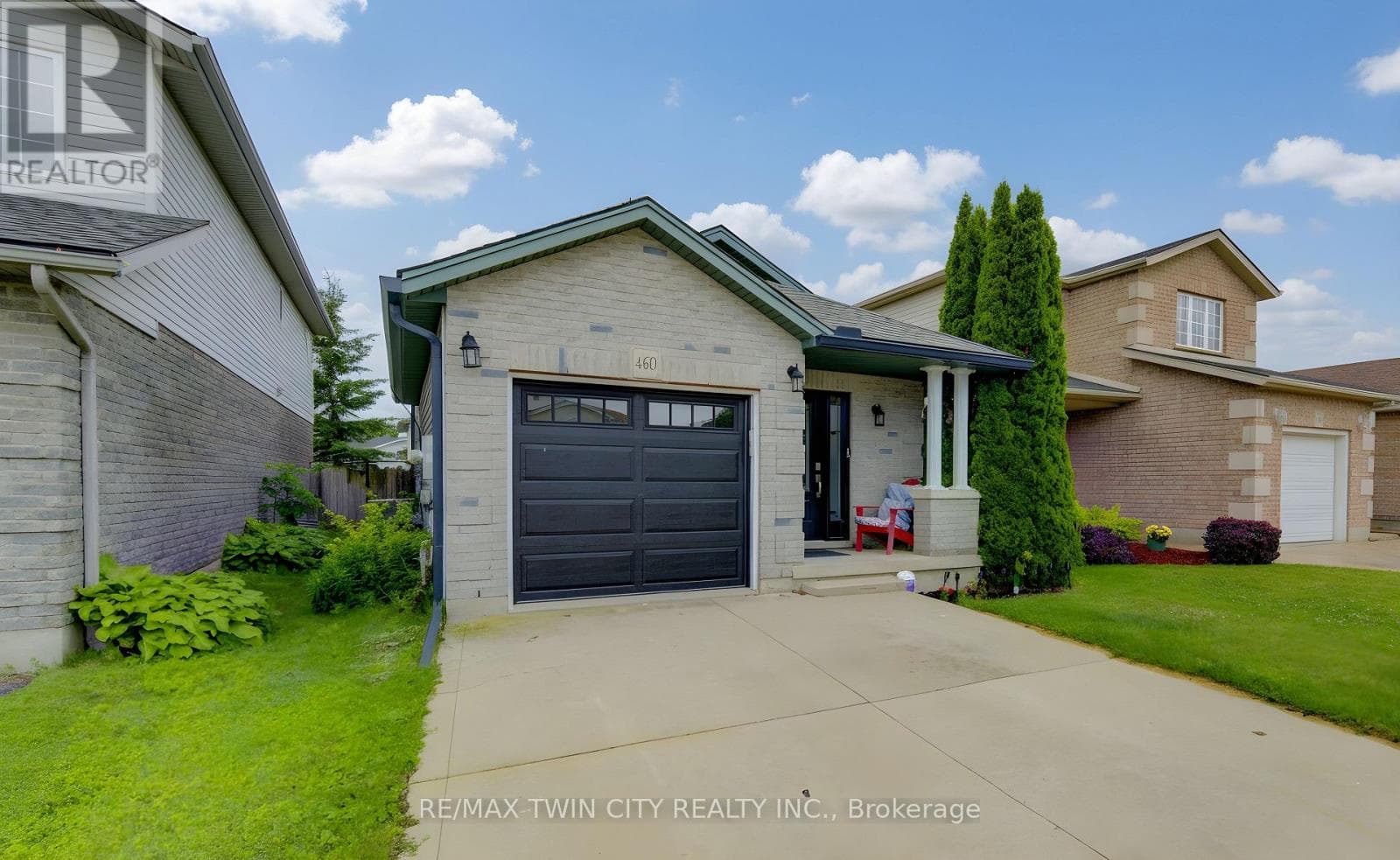 460 LANGLAW DRIVE — photo 3