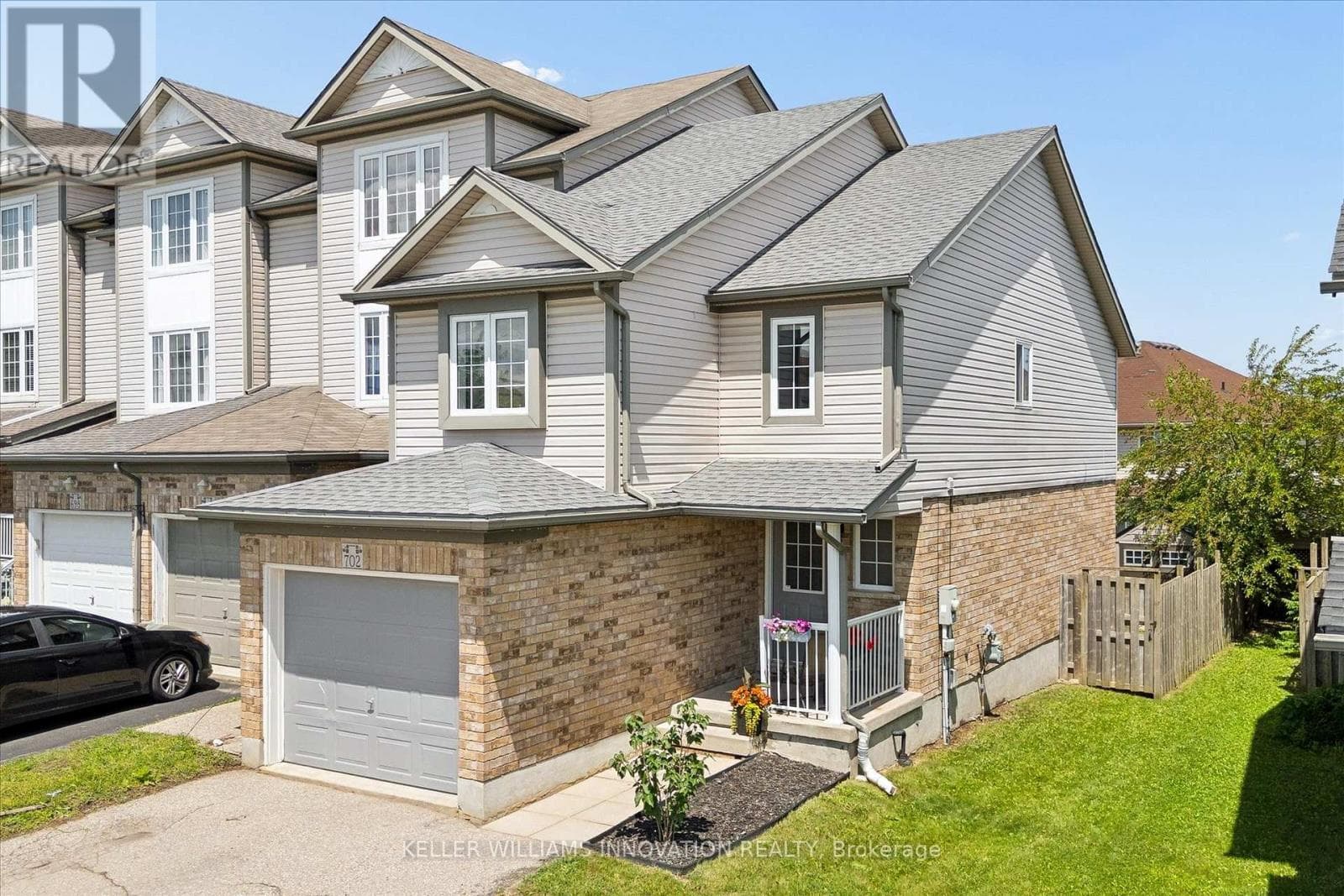 702 ACTIVA AVENUE — photo 1