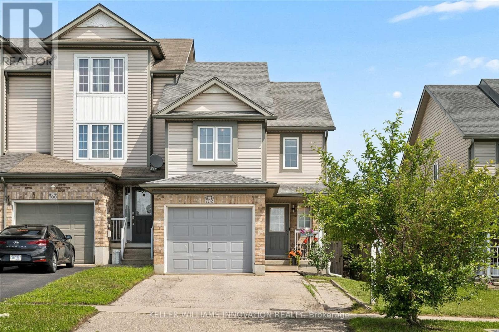 702 ACTIVA AVENUE — photo 3