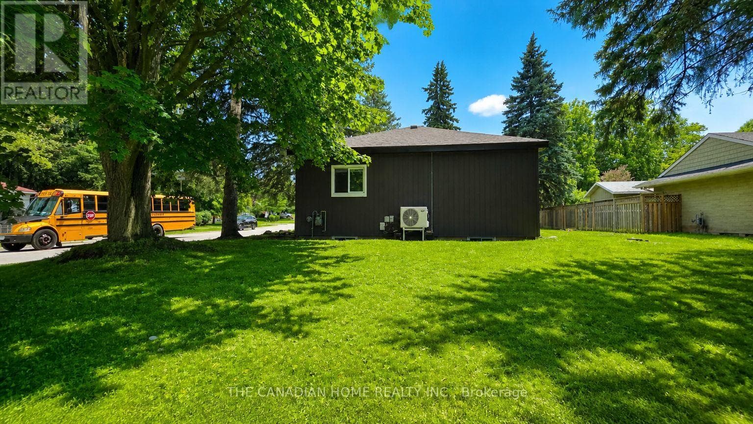 142 WINSTON BOULEVARD — photo 3