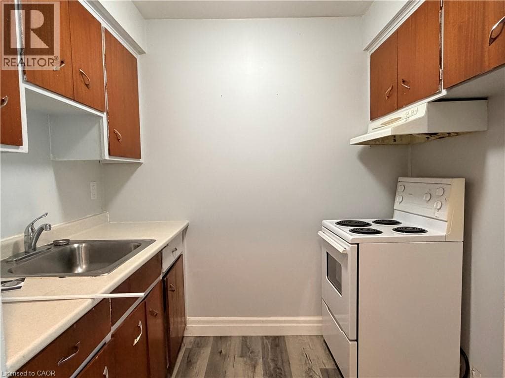 443 HAZEL Street Unit# 14 — photo 3
