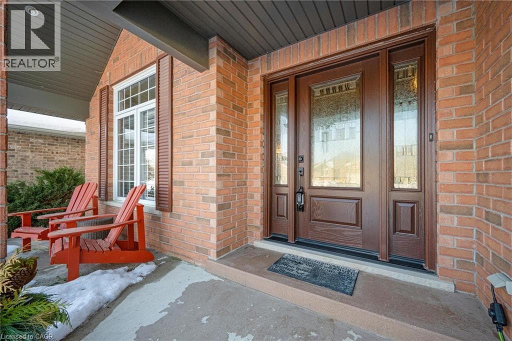 44 CRANE Crescent — photo 3