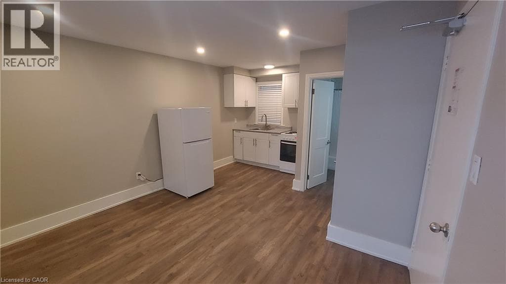 181 KING Street E Unit# 8 — photo 2