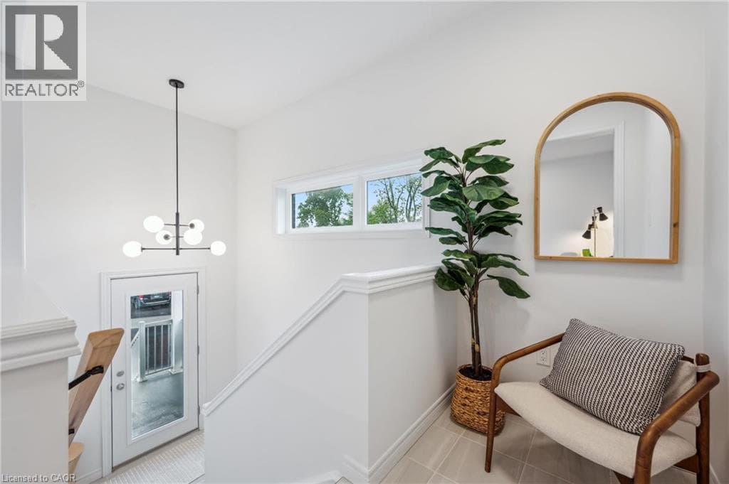 2 SORA Lane — photo 3