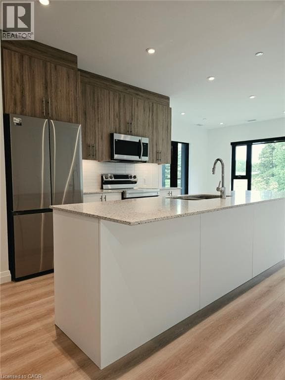 525 NEW DUNDEE Road Unit# 226 — photo 1