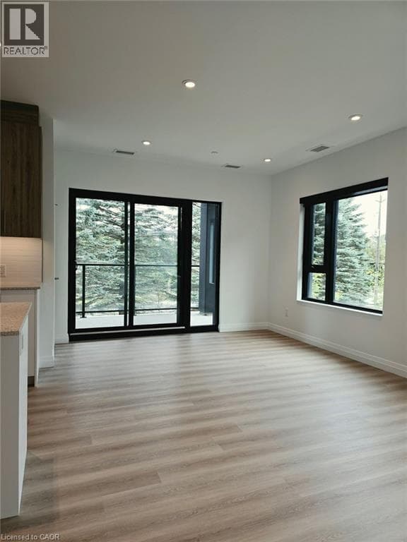 525 NEW DUNDEE Road Unit# 226 — photo 3