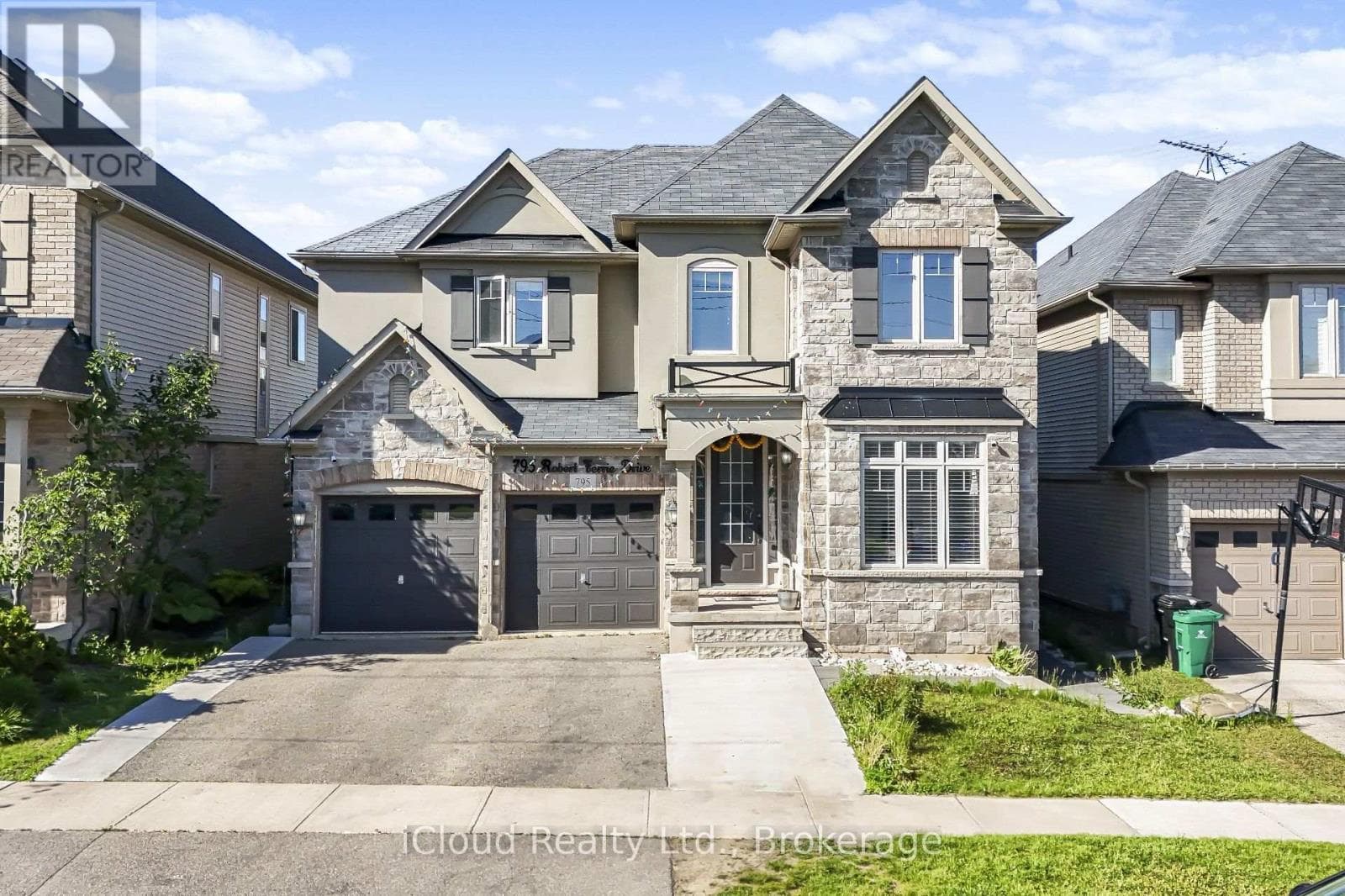 795 ROBERT FERRIE DRIVE — photo 1