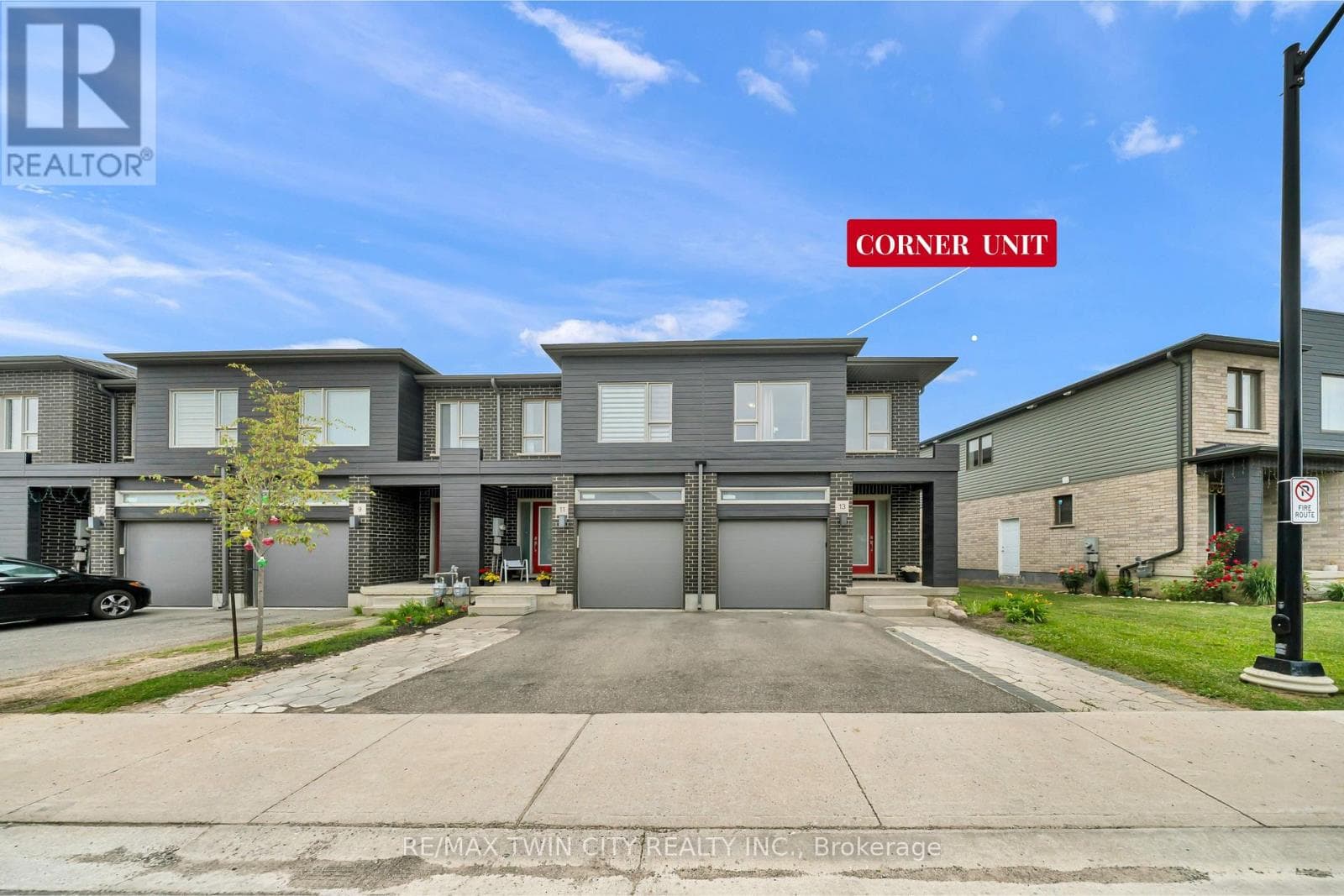 13 PONY WAY — photo 1