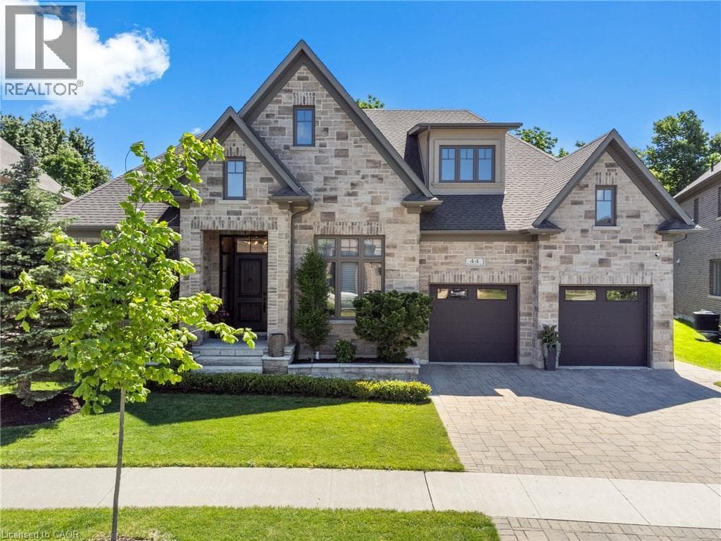 44 PIONEER RIDGE Drive — photo 1