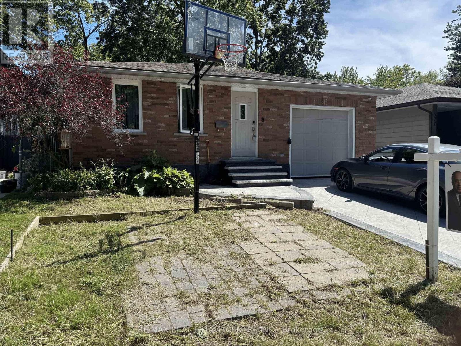 525 FALLINGBROOK DRIVE — photo 2