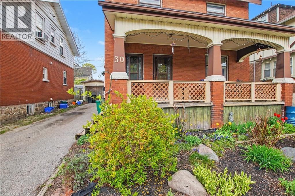 30 HOHNER Avenue — photo 3