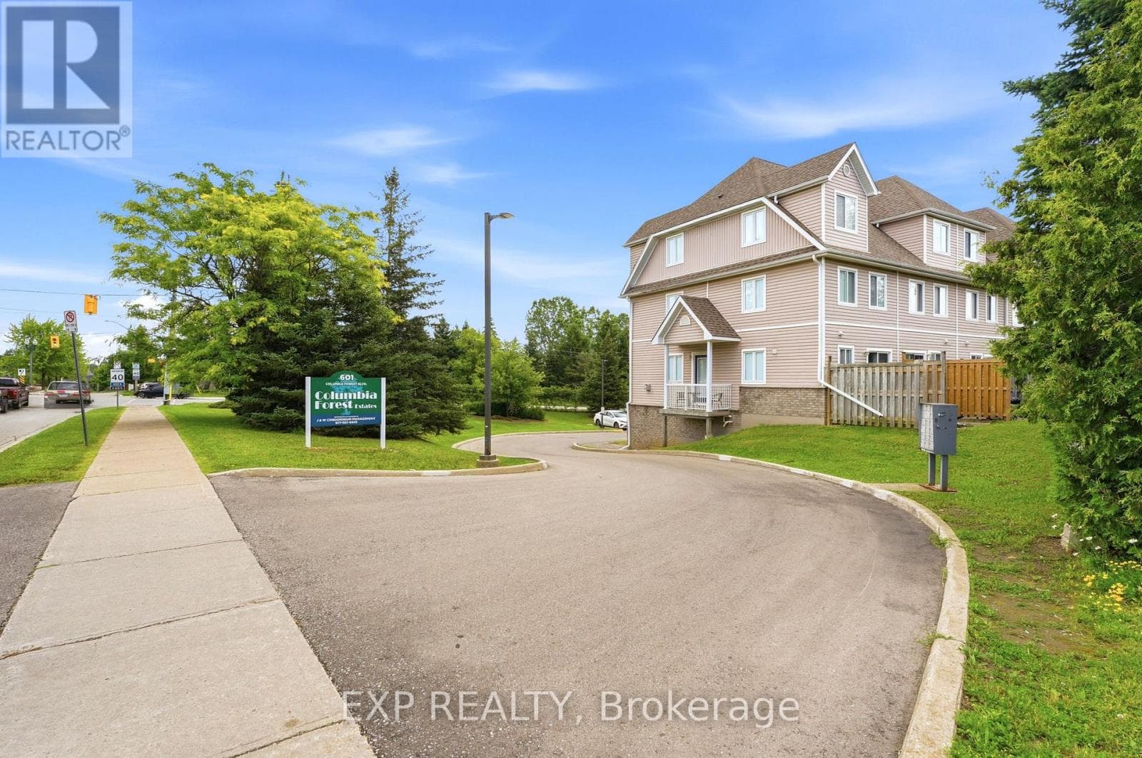 3 - 601 COLUMBIA FOREST BOULEVARD — photo 3