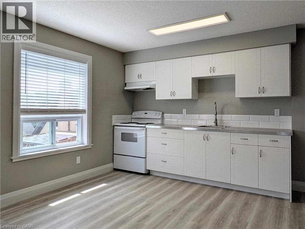 135 N WELLINGTON Street N Unit# 9 — photo 3