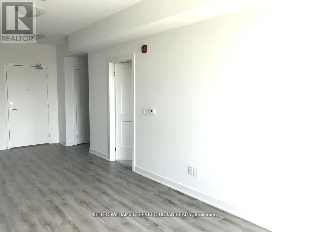422 - 110 FERGUS AVENUE — photo 2