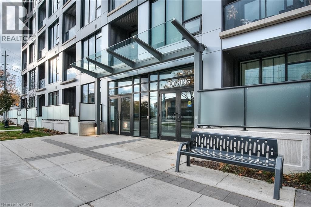 690 KING Street W Unit# 112 — photo 3