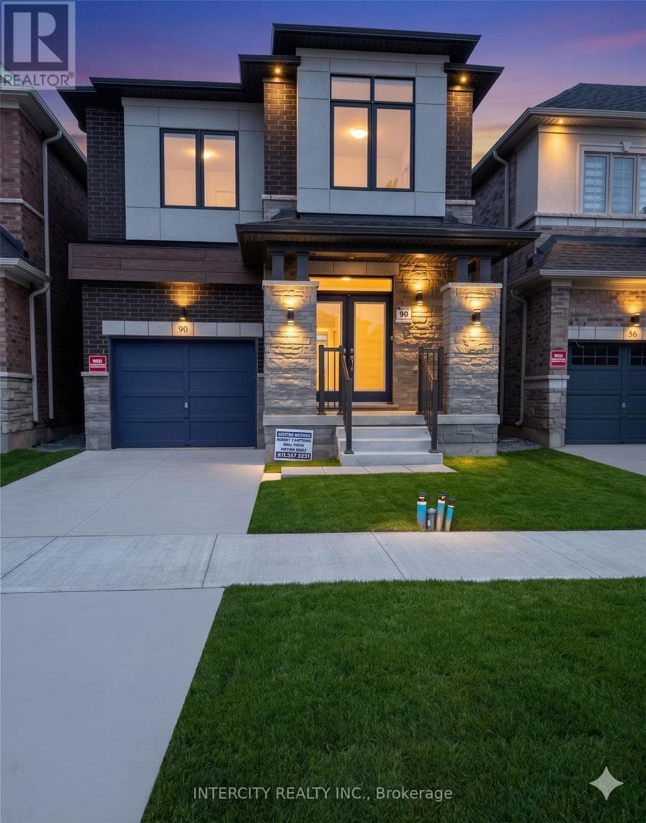 90 ATTWATER DRIVE — photo 1