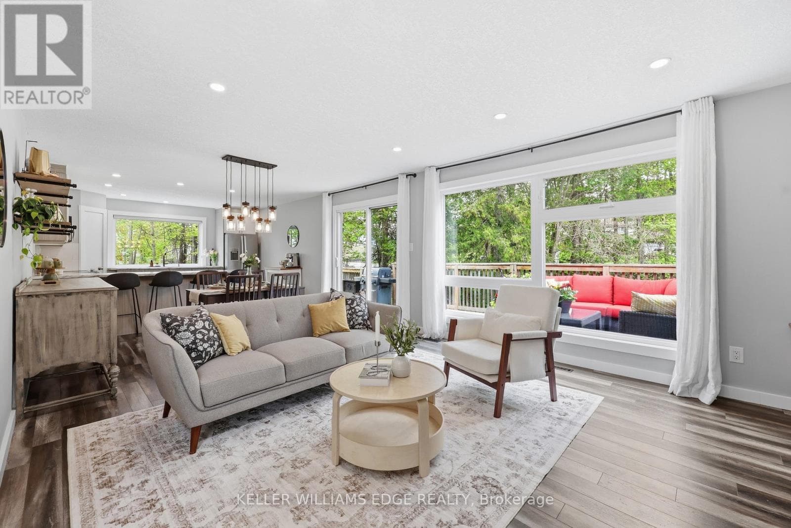 25 SHADYWOOD LANE — photo 1