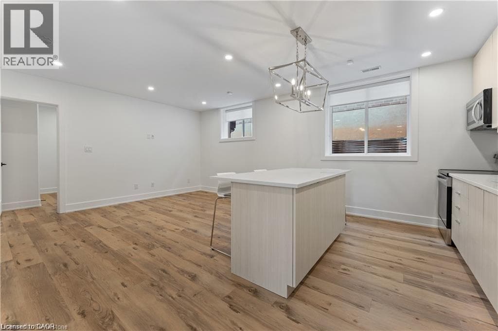 14 GORE ESTATE Court Unit# A — photo 2