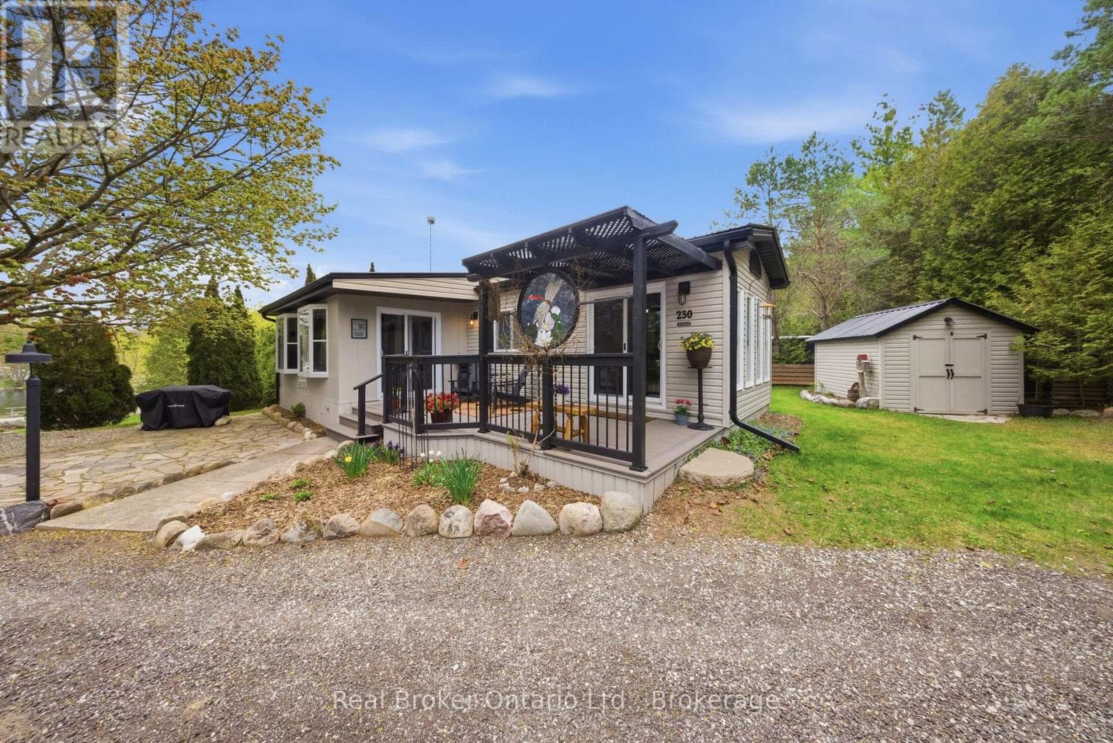 230 MOUNTAIN ASH ROAD — photo 1