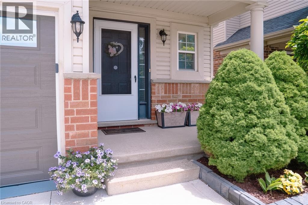 729 GRAND BANKS Drive — photo 3