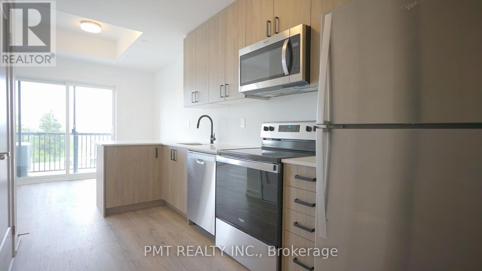 R27 - 25 PALACE STREET — photo 2