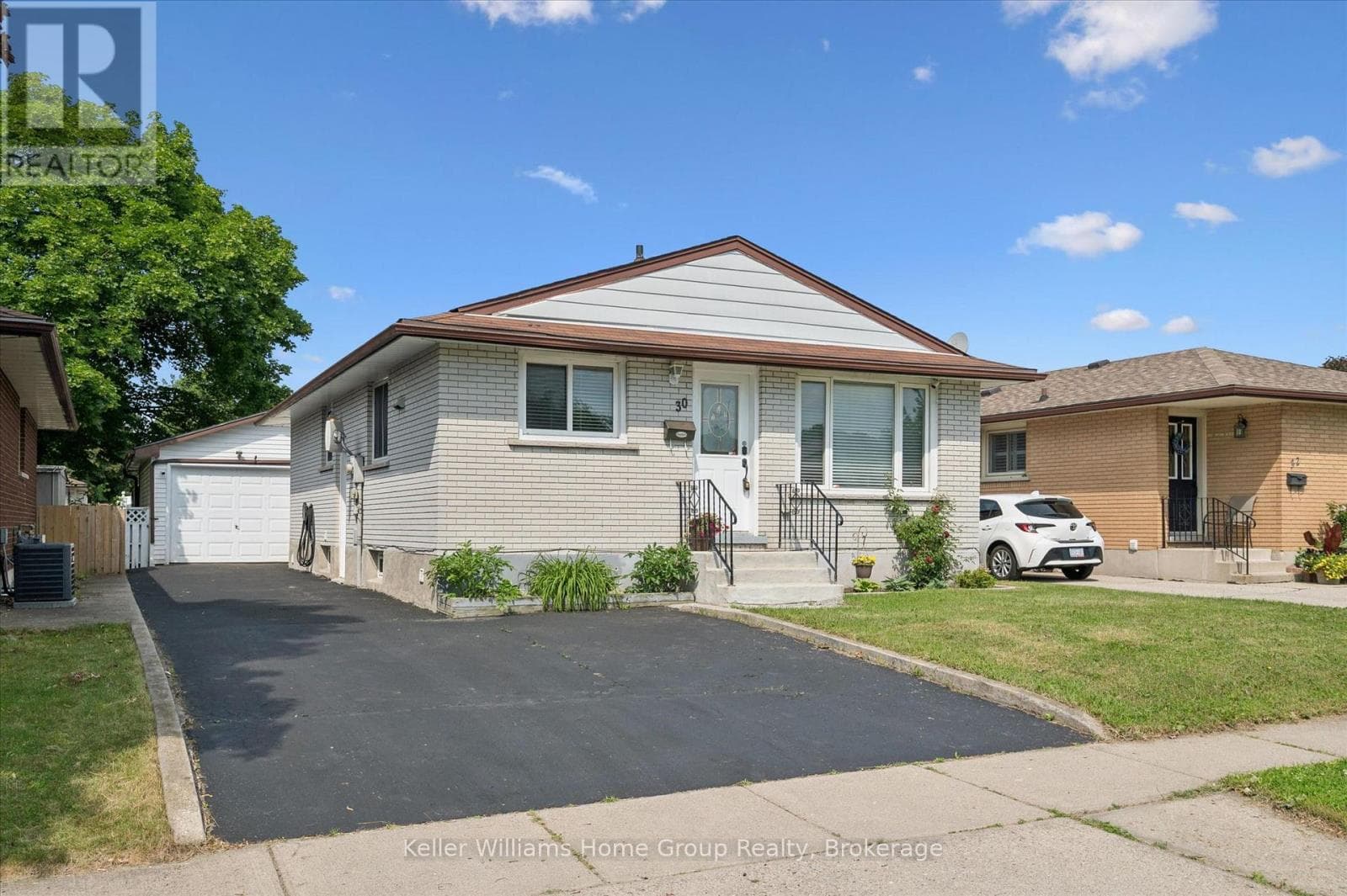 30 KIMBERLY ROAD — photo 2