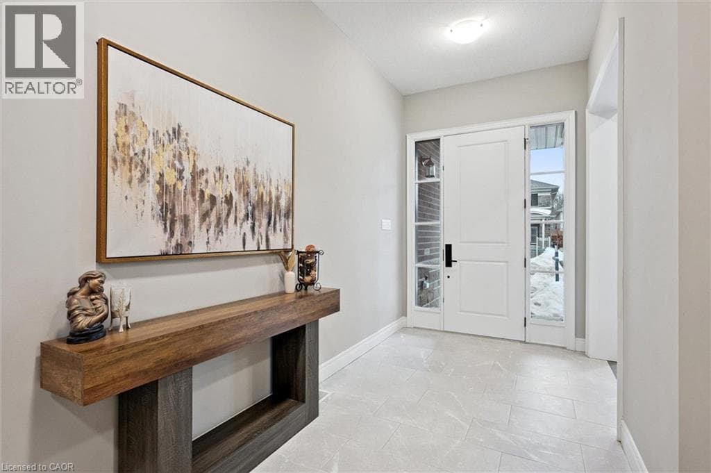 187 AMBROUS Crescent — photo 2