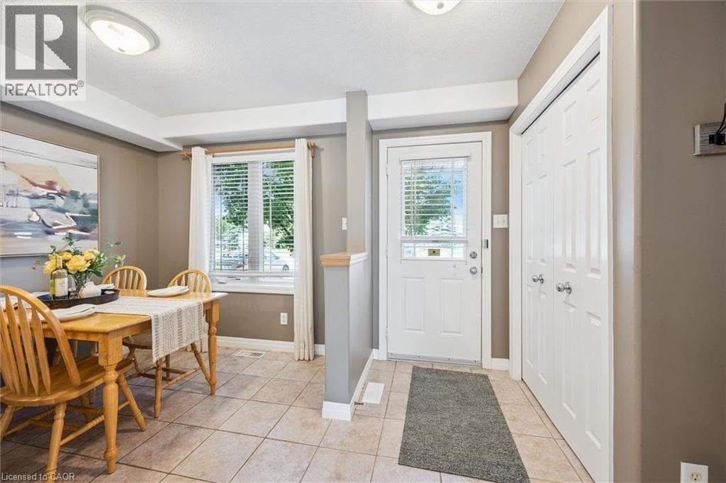 535 WINDFLOWER Crescent Unit# 54 — photo 3