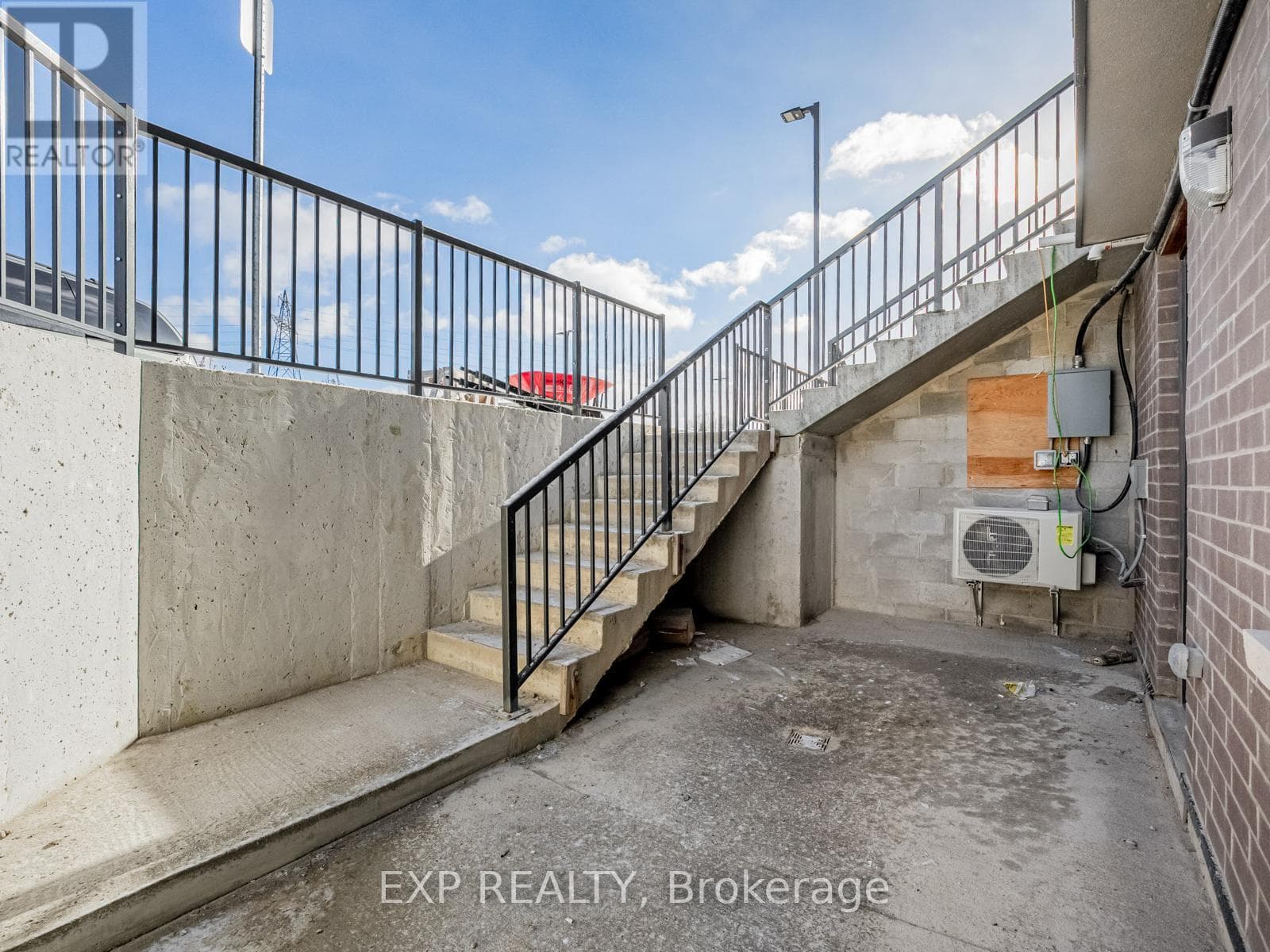 C01 - 370 FISHER MILLS ROAD — photo 2