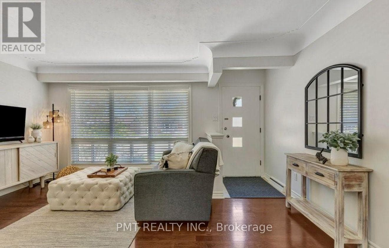 239 ROYAL STREET — photo 2