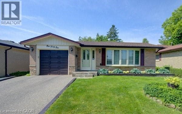 141 HAZELGLEN Drive — photo 3