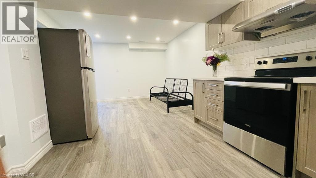 442 RIVERTRAIL Avenue — photo 3