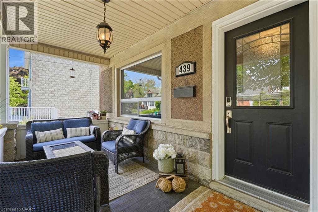 439 WESTMINSTER Drive S — photo 3