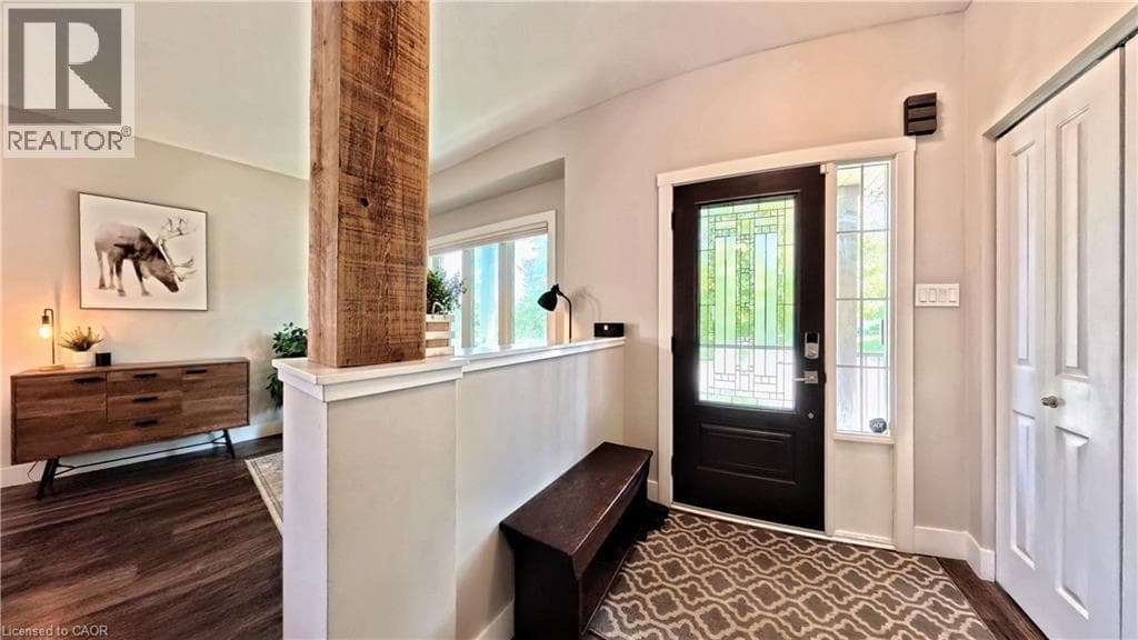 40 MCCORMICK Drive — photo 2