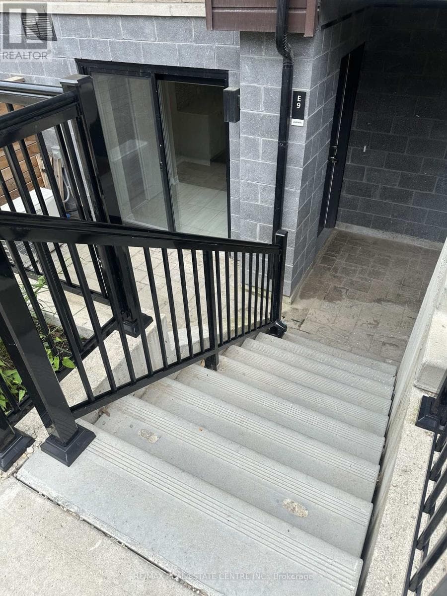 E9-20 - 20 PALACE STREET — photo 2