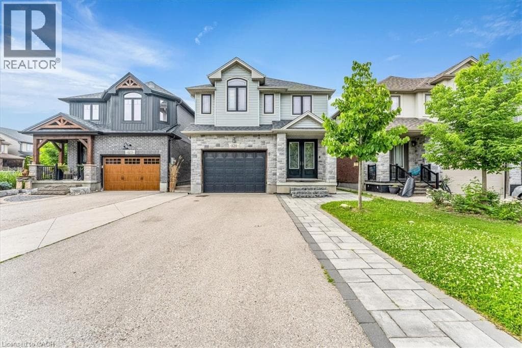 121 DALLAN Drive — photo 1